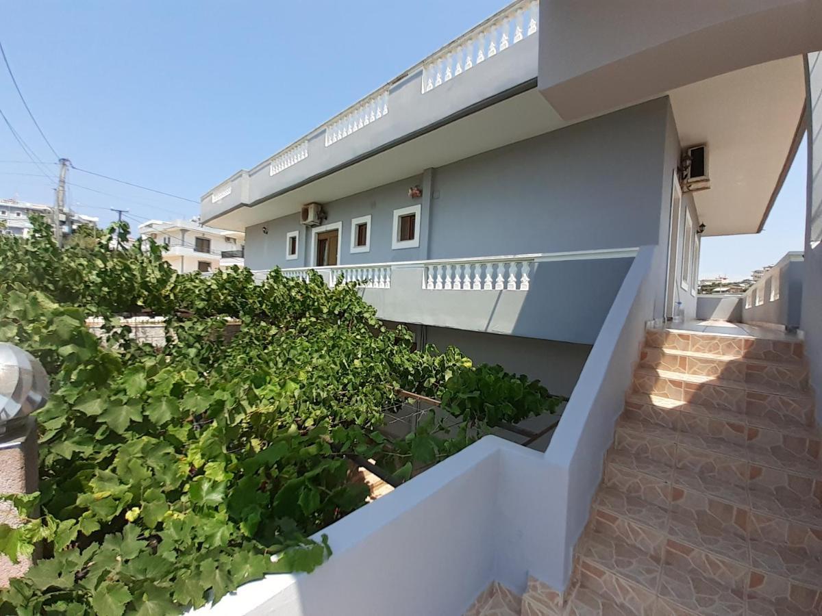Villa Reshat Caca 사밀 외부 사진