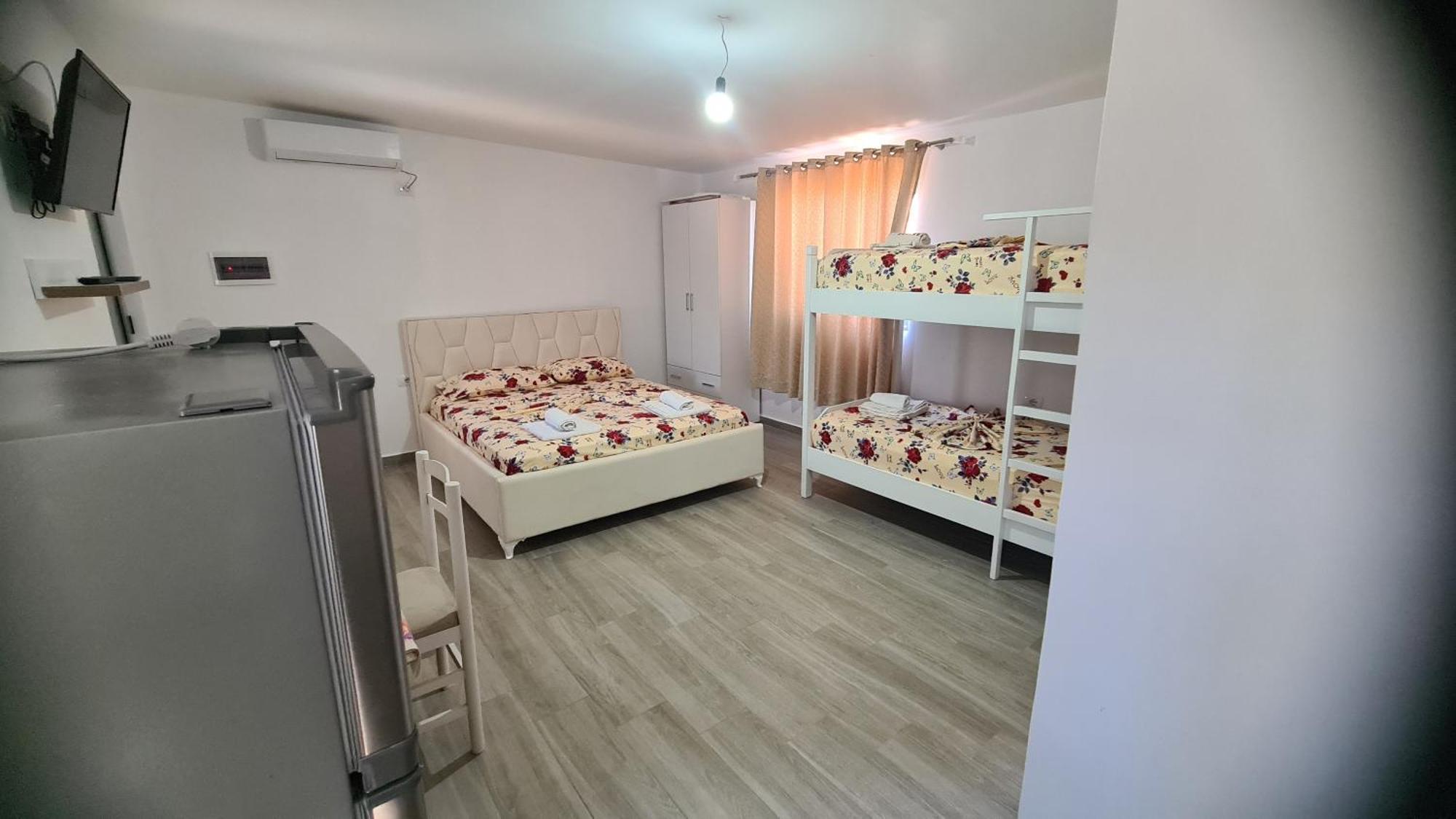 Villa Reshat Caca 사밀 외부 사진